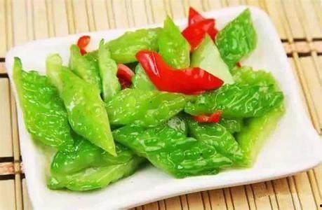 吃瓜一手爆料,吃瓜群众一手爆料，娱乐圈惊天大事件！