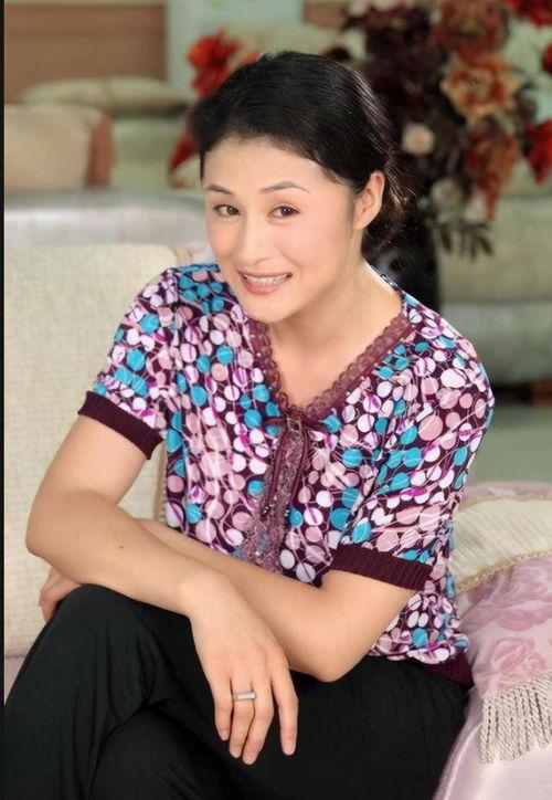 于月仙吃大白瓜,美味瞬间引爆味蕾