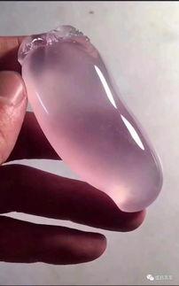 翡翠吃瓜富婆视频,揭秘豪门背后的八卦风云