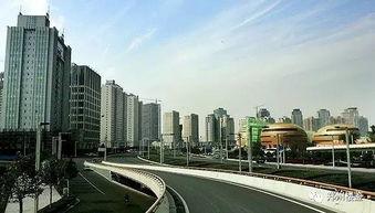 楼市吃瓜群众,吃瓜群众视角下的房产市场众生相