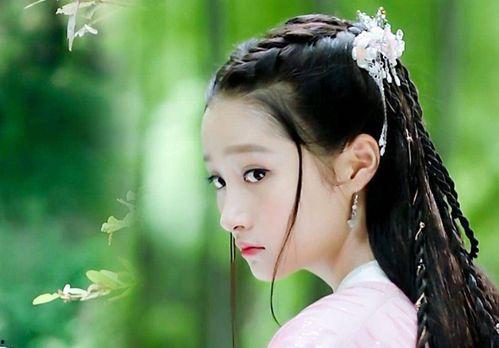 女主吃瓜年代文,女主的甜蜜复仇之旅