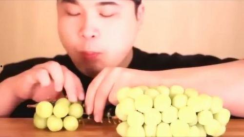 韩国弟弟吃蜜瓜,甜蜜滋味，共享欢乐时光